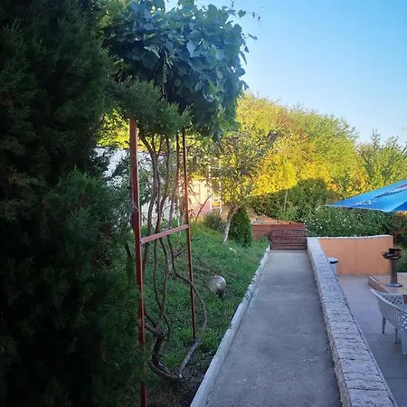 Complex Karia Iii * Kavarna