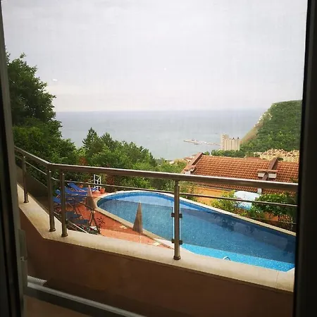 Complex Karia Iii *