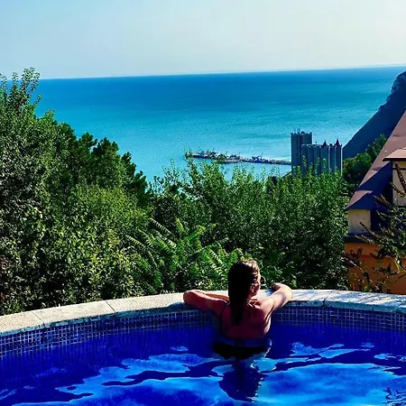 Appartement Complex Karia Iii