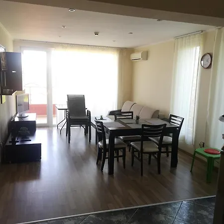 Appartement Complex Karia Iii