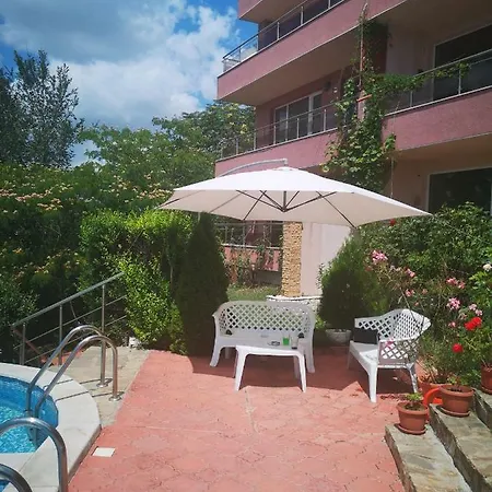 Complex Karia Iii *