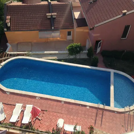 Complex Karia Iii Appartement Kavarna