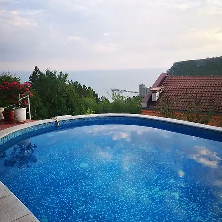 Complex Karia Iii Daire *