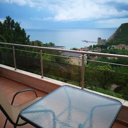 Complex Karia Iii Daire *